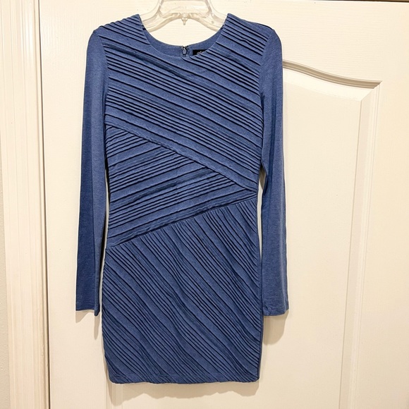 Torn by Ronny Kobo Tara Blue Pleated Long Sleeve Dress Size Medium - Picture 4 of 6